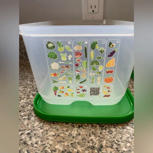 Tupperware | FridgeSmart Medium & Medium Deep Containers - Picture 2 of 3